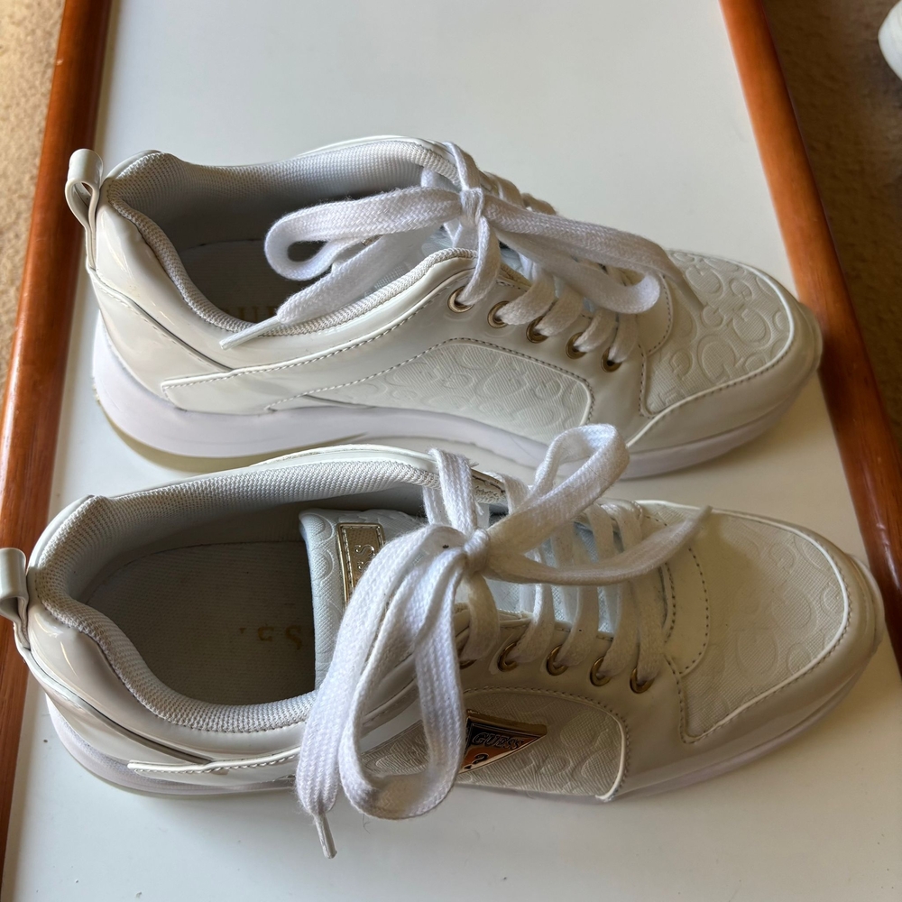 Guess White Sneakers with Gold Details - Picture 2 of 7
